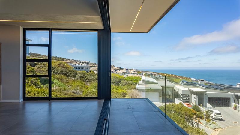 To Let 3 Bedroom Property for Rent in Pinnacle Point Golf Estate Western Cape